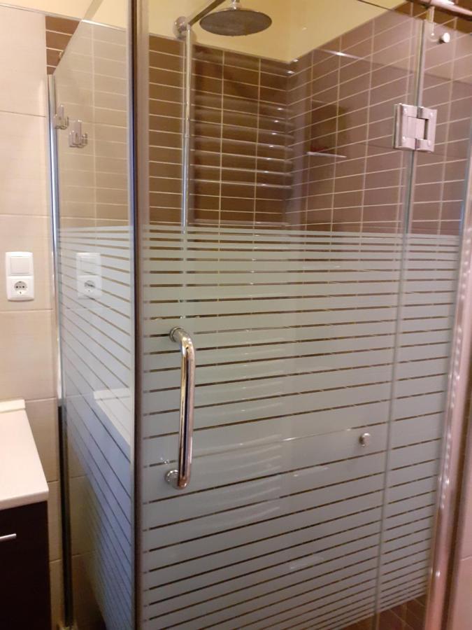 Monika Apartman Tapolca Exteriör bild